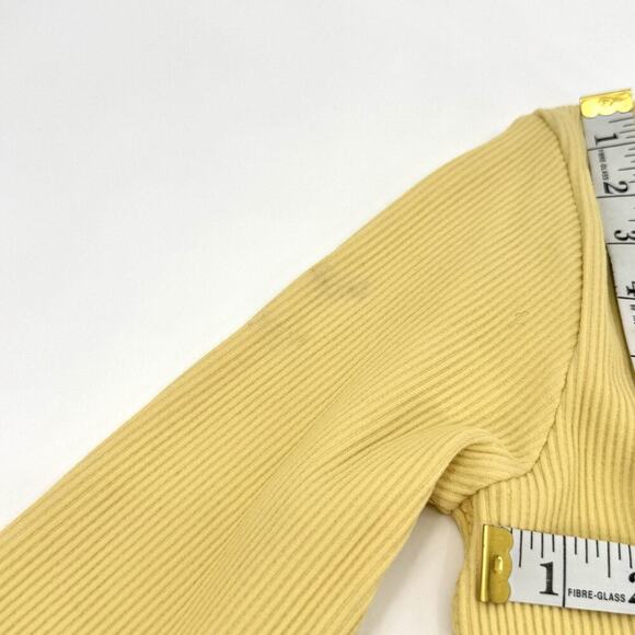 GARAGE Long Sleeve Ribbed Plunge Neck Crop Top Women’s Shirt Size Medium Butter - Picture 9 of 9